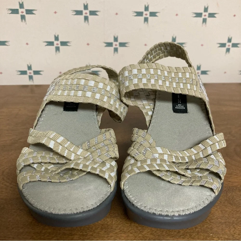 5/$15 Steven by Steve Madden Tan, Silver, & White Weave-like Sandals